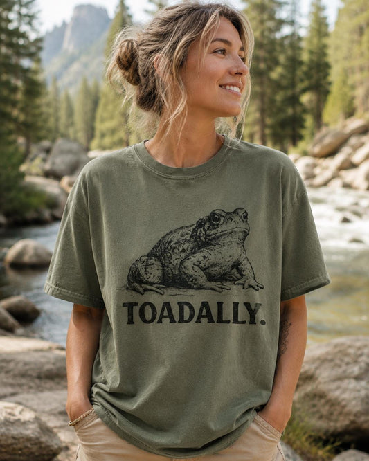 Funny Frog Shirt, Toadally Comfort Colors Vintage Tee, Soft 1717.