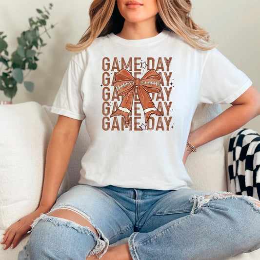 Game Day Comfort Colors T-Shirt for Women Football Bow Graphic Tee Fall Sports Fan Shirt CuteVintage Coquette Tailgate Outfit Game Day Top