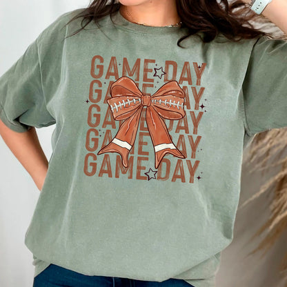 Game Day Comfort Colors T-Shirt for Women Football Bow Graphic Tee Fall Sports Fan Shirt CuteVintage Coquette Tailgate Outfit Game Day Top
