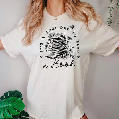 It’s A Good Day To Read A Book Shirt – Aesthetic Book Lover Tee – Cute Vintage Reader T Shirt For Women – Cozy Reading Graphic Tee