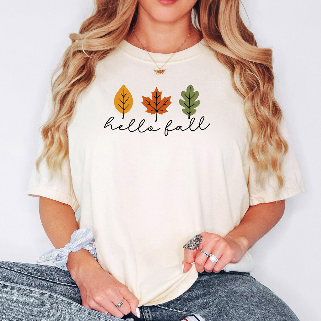 Comfort Colors T-shirt Minimalistic Hello Fall with Leaves Graphic, Vintage Style Cozy Fall Top, Gift for Autumn, Relaxed Fit Casual Tee